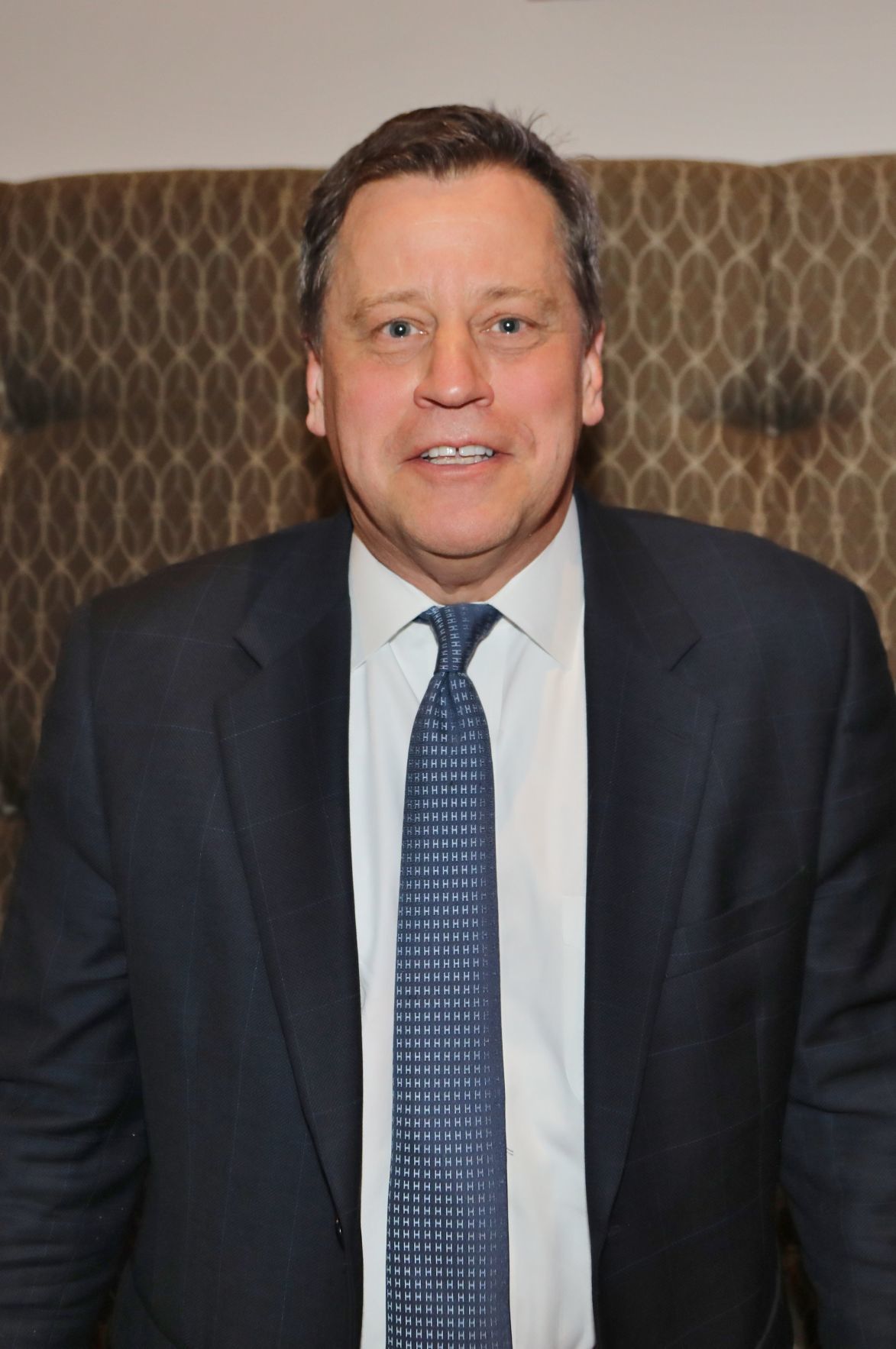 Auctioneer: Mark Howard